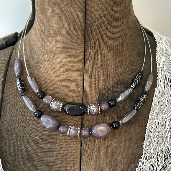Silvertone wire beaded necklace black purple grey beads lobster claw 2 s… - Picture 1 of 11